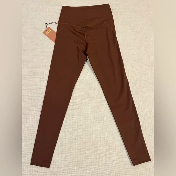 Girlfriend Collective Chocolate Brown Leggings - Picture 4 of 15